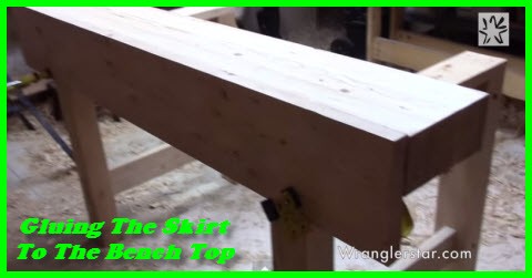 How to fasten the legs to the skirt board of our carpenter's workbench
