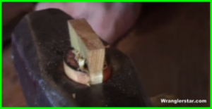 How to replace a wooden handle