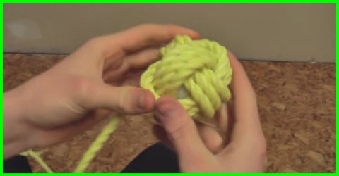 how to make a monkey fist knot